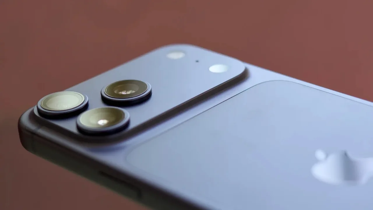 iPhone 18